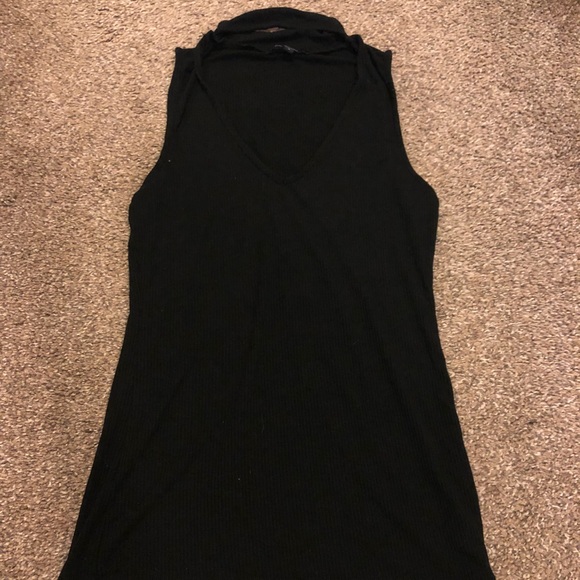 Black tank - Picture 1 of 1